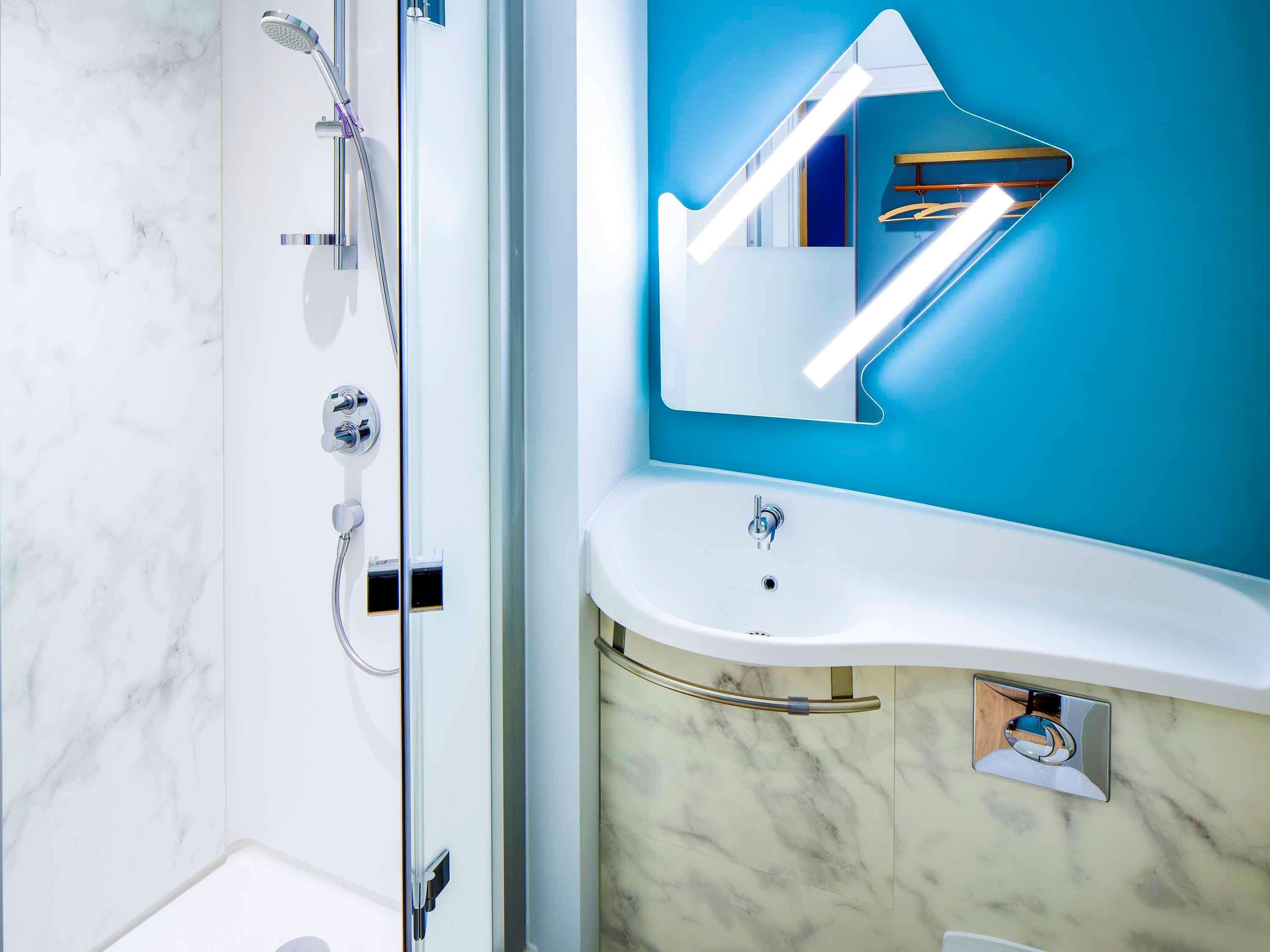 Ibis Budget London Whitechapel - Brick Lane エクステリア 写真