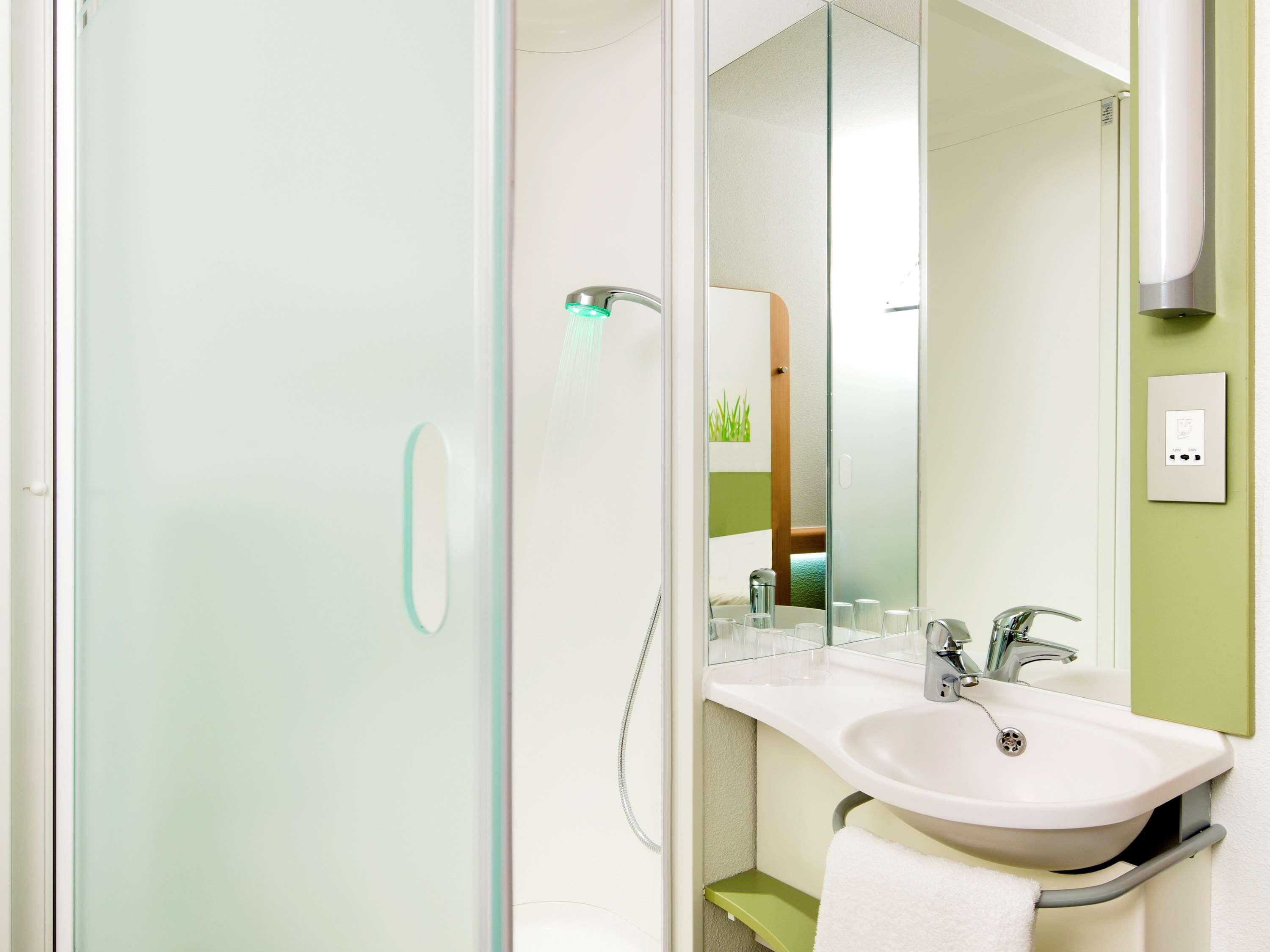 Ibis Budget London Whitechapel - Brick Lane エクステリア 写真